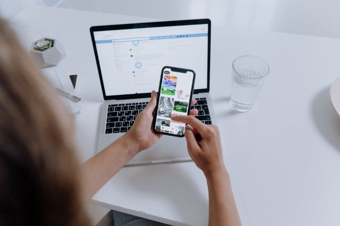 AI-Powered Social Media Growth App (iOS/Android/Web) w/ $143K MRR